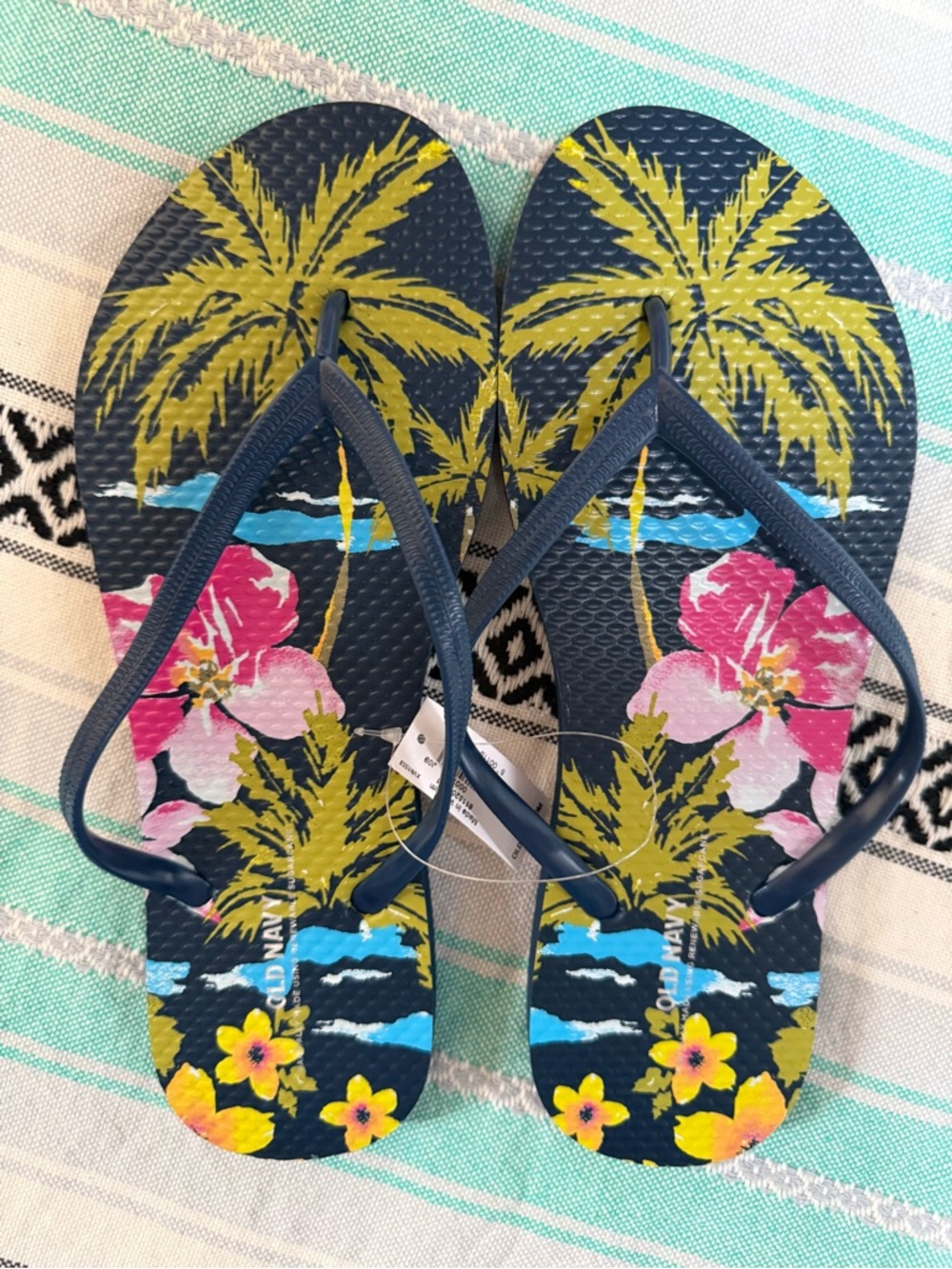 🌺 Old Navy Tropical Flip Flops NWT